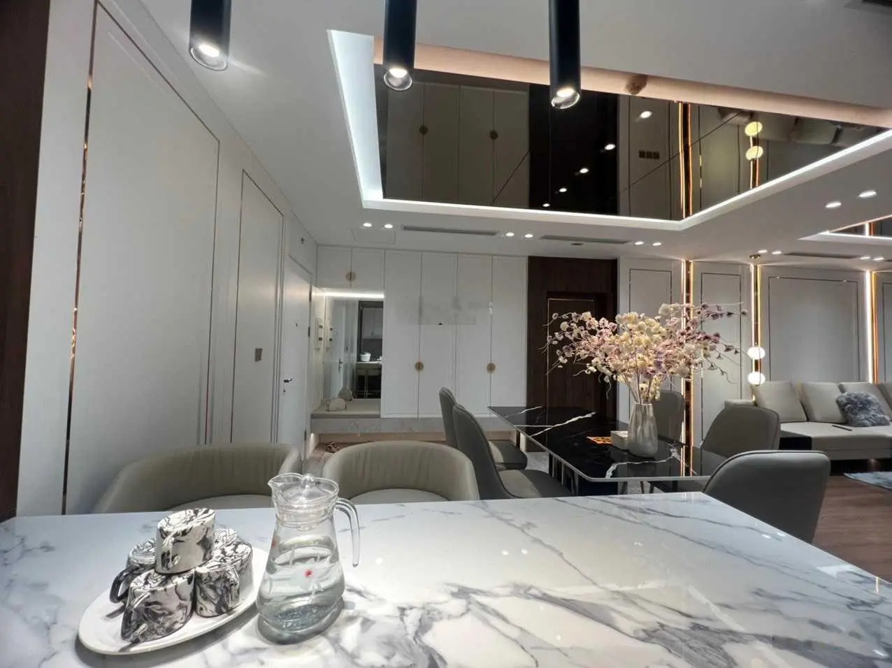 Chính chủ cần bán gấp căn 4 ngủ Vin SkyLake, Phạm Hùng, 141 m2, nhà đẹp, giá 14 tỷ có thương lượng