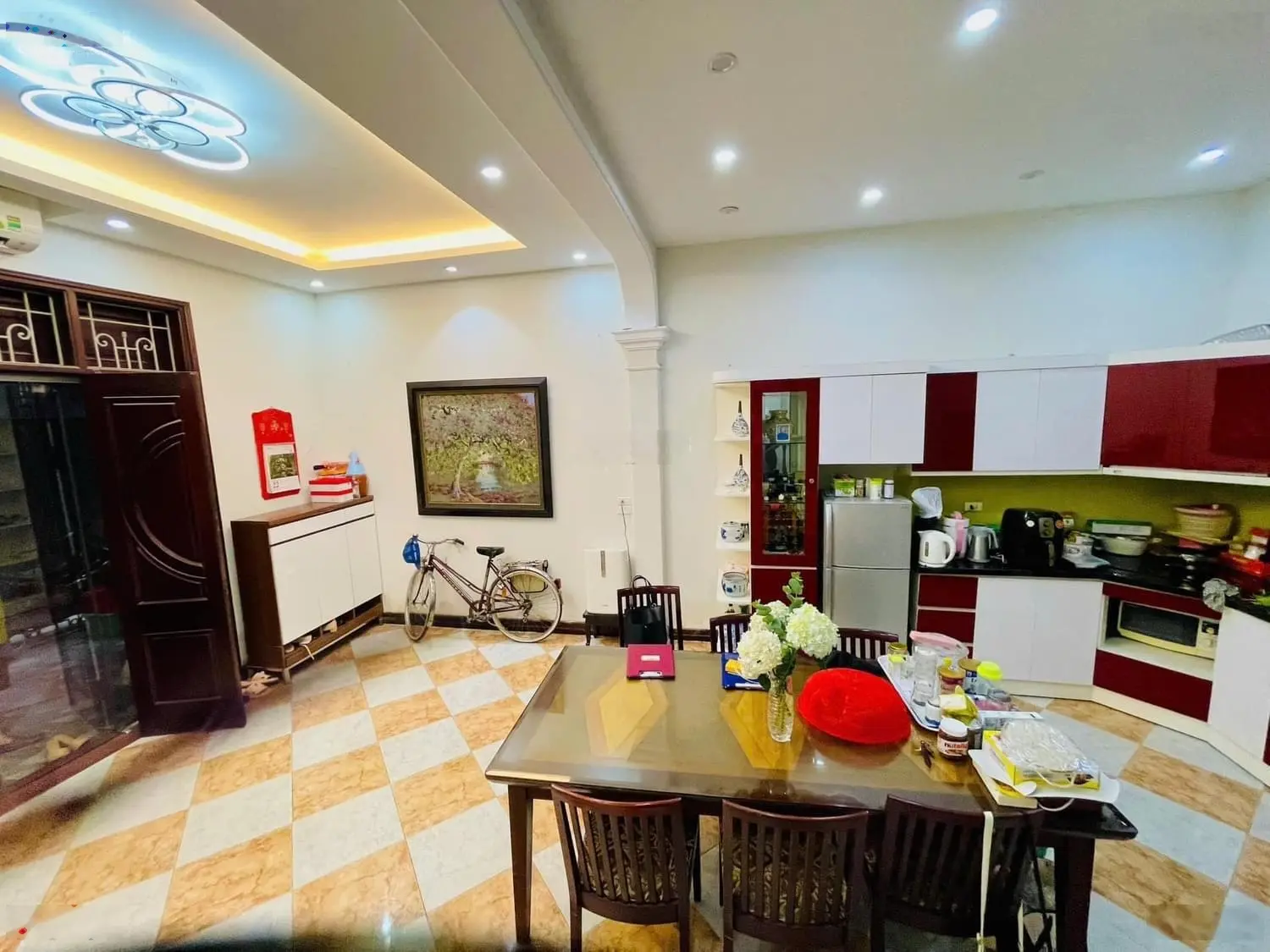 Hiếm TT Đống Đa- Nhà đẹp dân xây 60M hai thoáng trước sau, Mặt tiền 6M, sổ nở hậu Đẹp; Giá: 16,5 Tỷ