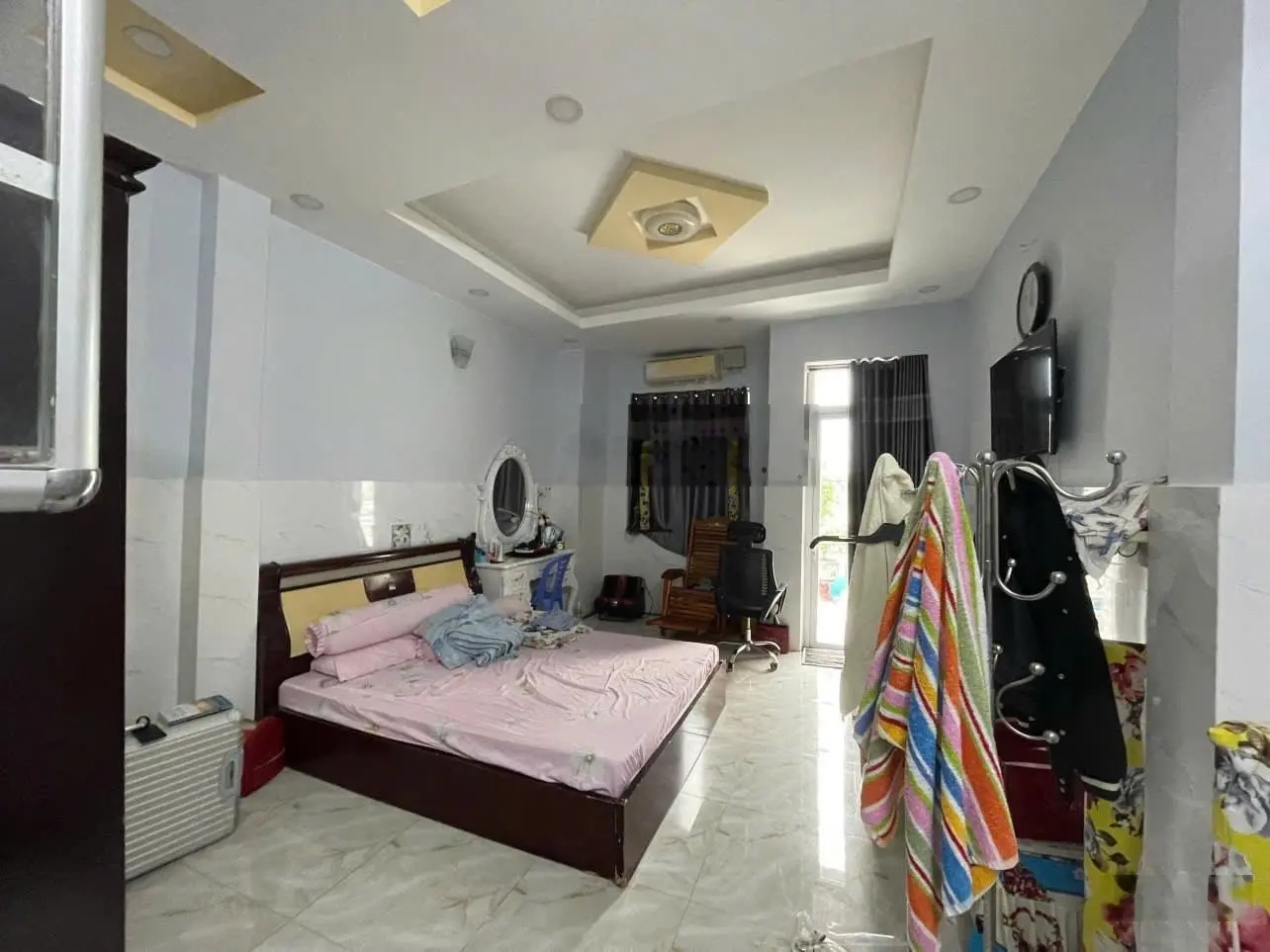 Bán nhà đẹp như mới mặt tiền đường nội bộ KDC Bình Hưng