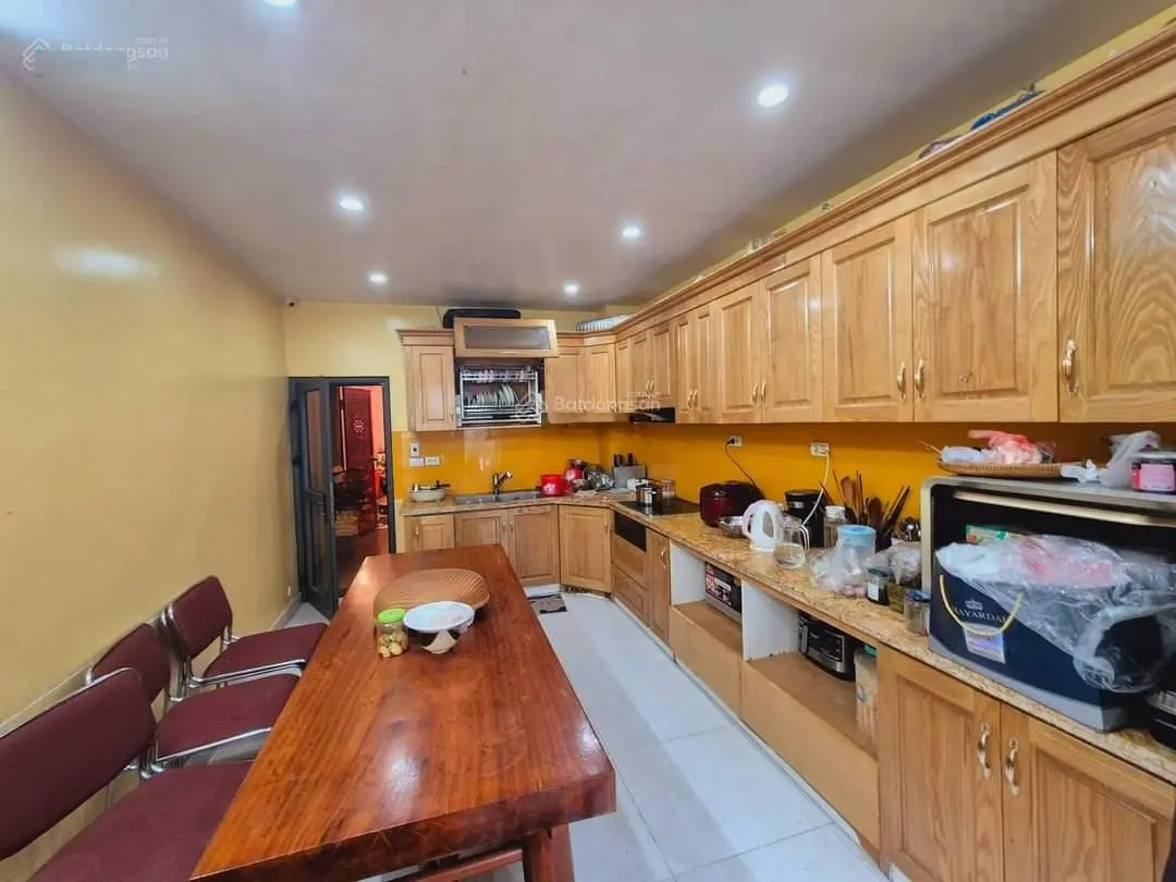 Bán nhà ngõ 41 Thái Hà - 40m ra đường ô tô - ba bước ra rạp chiếu phim Quốc Gia - 49m - nhỉnh 7 tỷ