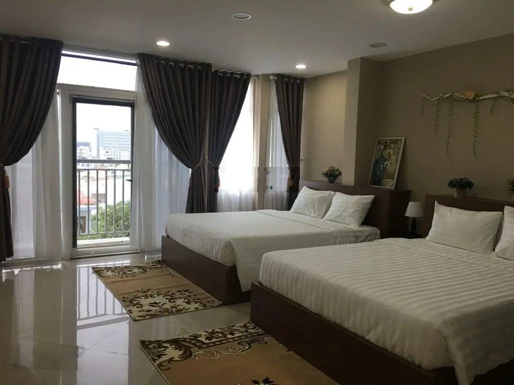 Chính chủ bán toà khách sạn Núi Thành 7 tầng 15 phòng thu nhập ổn định trăm triệu mỗi tháng