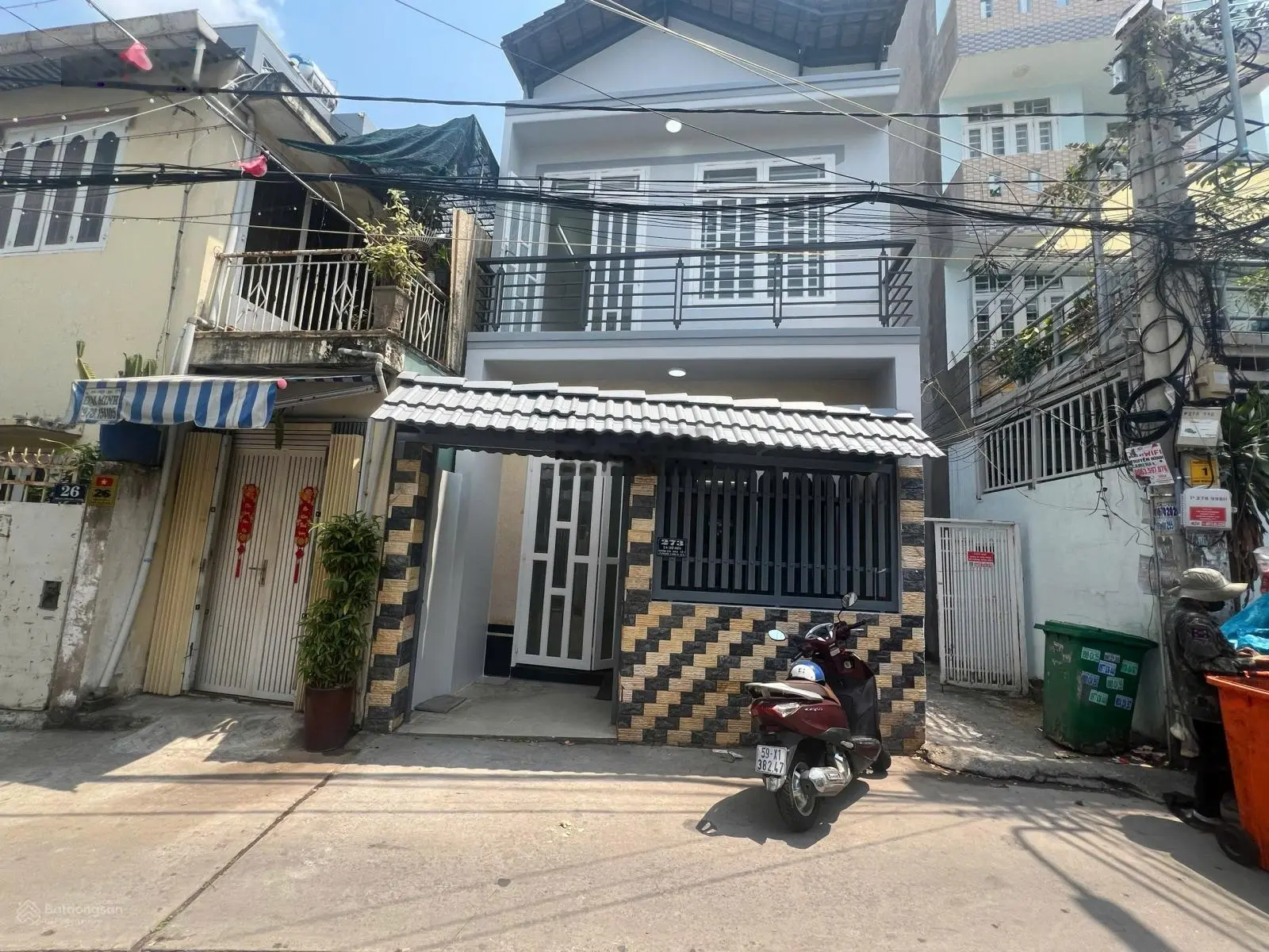 Nhà mặt tiền đường 198 Đỗ Xuân Hợp, Phước Long A, Quận 9, DTCN 40m2/3.9 tỷ thương lượng