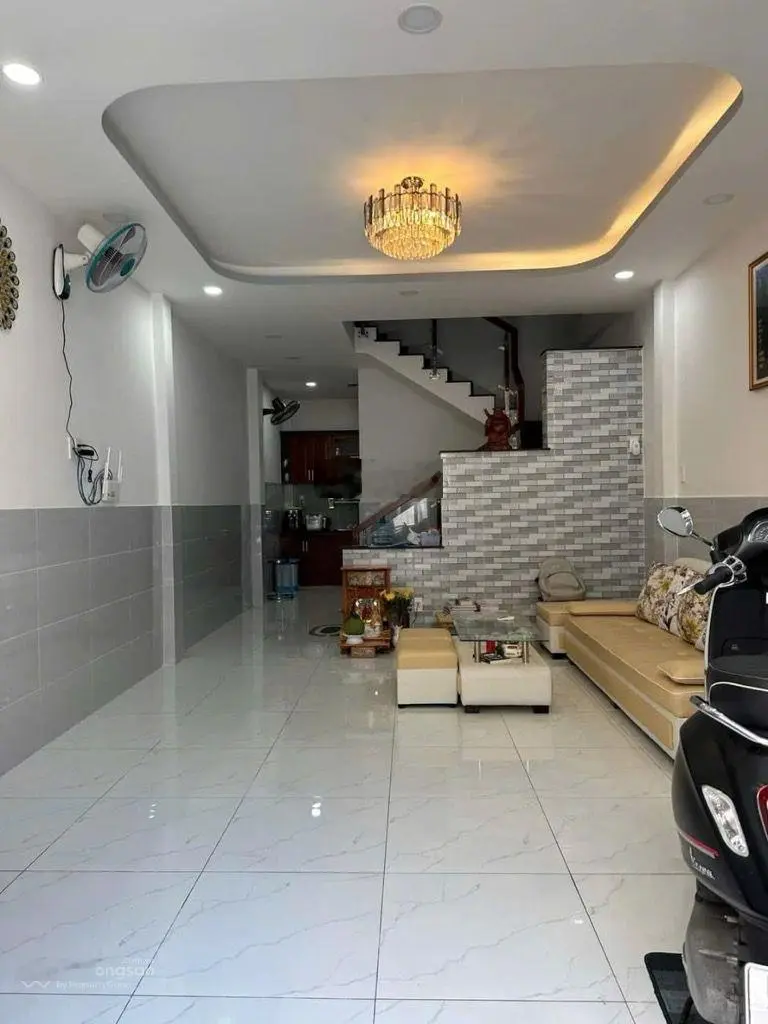 Tây thạnh - 4m x 11m - đường 4m - gần mặt tiền - 3 tầng bê tông mới - chỉ 5.x tỷ