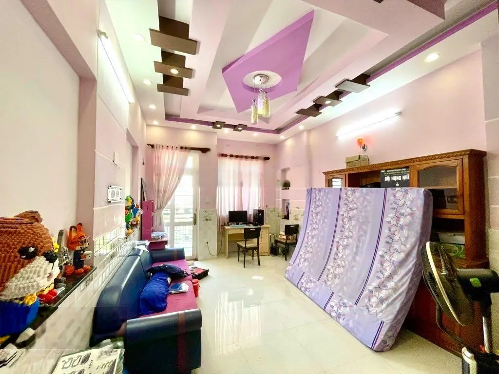 Bán nhà hẻm 197 Bạch Đằng Xe Hơi Vào Nhà 64m2 4 Tầng nhỉnh 8 Tỷ