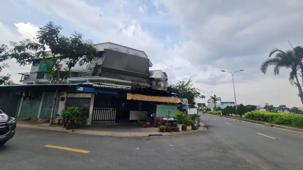 Bán nhà 2 mặt tiền giá 5,5 tỷ, diện tích 147,5 m2, tại Long Hậu, Huyện Cần Giuộc, Long An