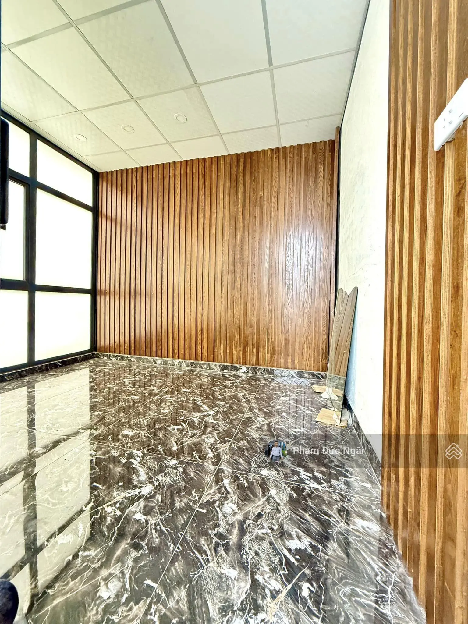 Chính chủ bán nhà phố Trường Chinh 35m2 x 4 tầng lô góc 2 thoáng ô tô đỗ cửa kinh doanh sầm uất