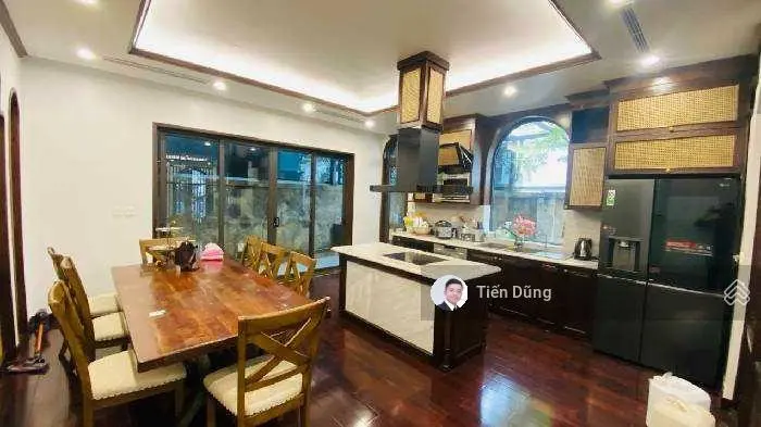 Nhà Phố Tân Mai, 90m2 x 5 tầng, lô góc, MT 6m, vỉa hè rộng, giá 24 tỷ