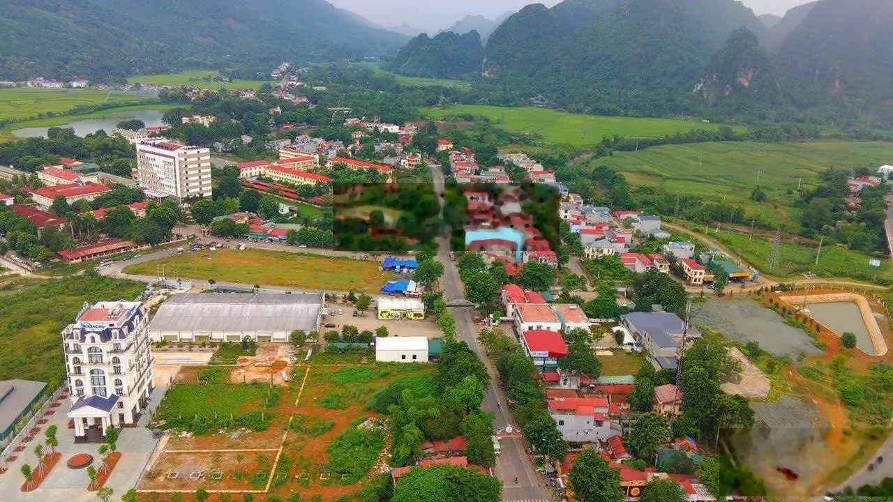 Đất thị trấn, cách mặt đường QL 50m, Khu vực dân cư đông đúc, sẵn sổ, cần bán nhanh giá chỉ 1xx tr
