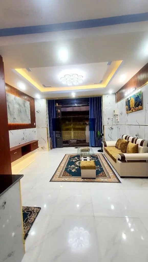 Bán nhà đẹp-3 tầng-ngang 4,3-tặng toàn bộ nội thất cao cấp-đường Âu Dương Lân P3 Quận 8-chỉ 3,95 tỷ