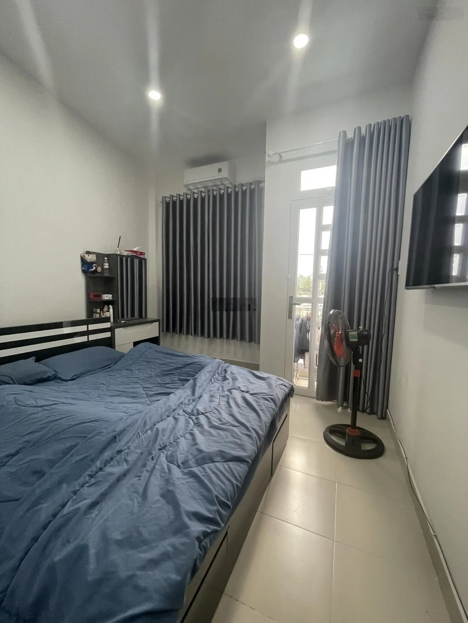Nhà trệt lầu 2 phòng ngủ hẻm 1/ phạm văn đồng. Phường linh tây. Sổ hồng. Nhà đẹp. Ảnh thực