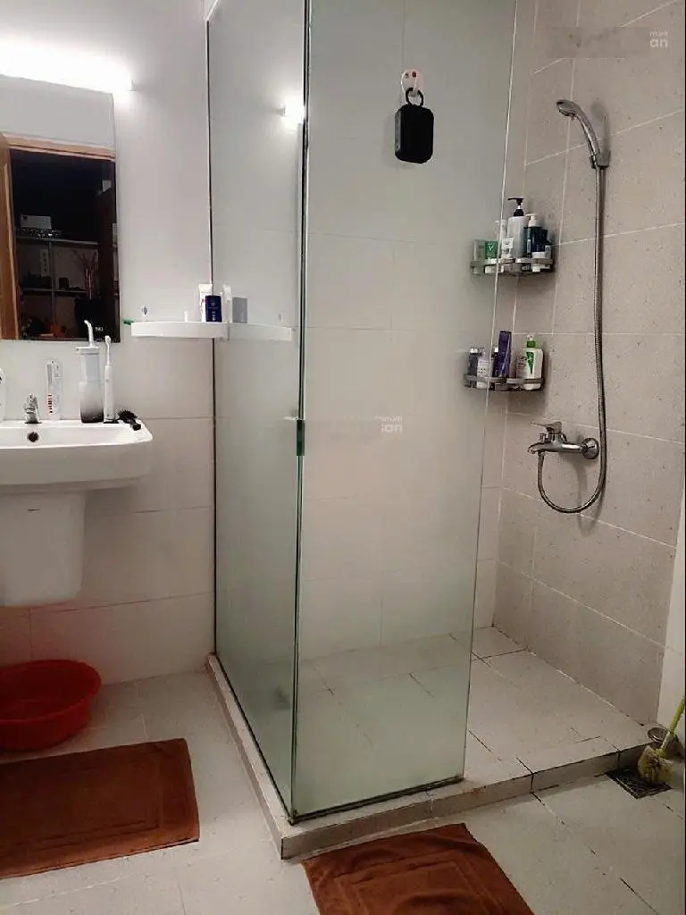 Bán nhà riêng Hàng hiếm tại Trần Hưng Đạo, 15,5 tỷ, 73m2, 8PN, 9WC, Chính chủ chưa qua đầu tư