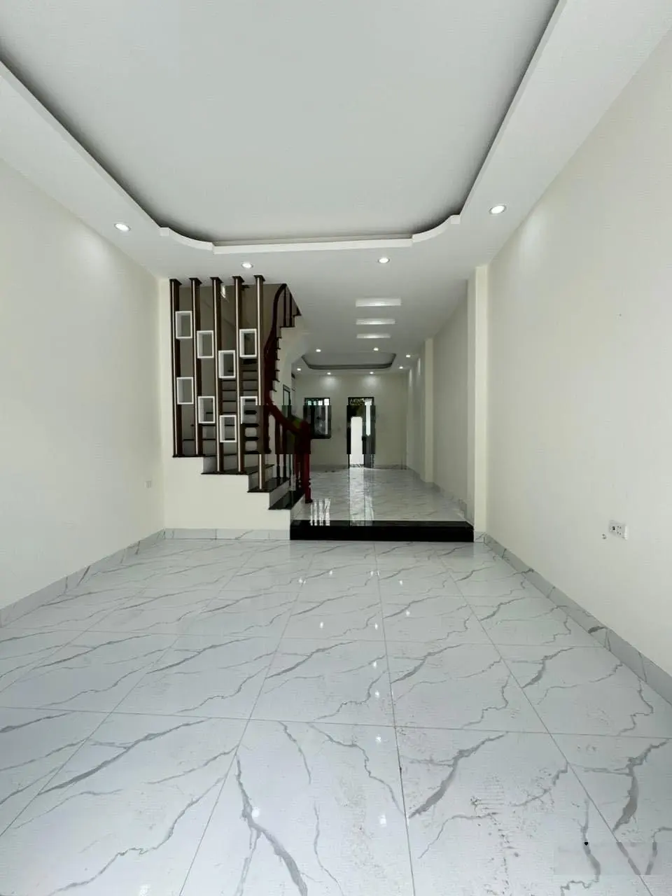 Siêu rẻ - view đẹp (DT 34m2 - 3T - 3PN - 1.6 tỷ) cuối Đồng Mai ô tô cất trong nhà (ở hoặc đầu tư)