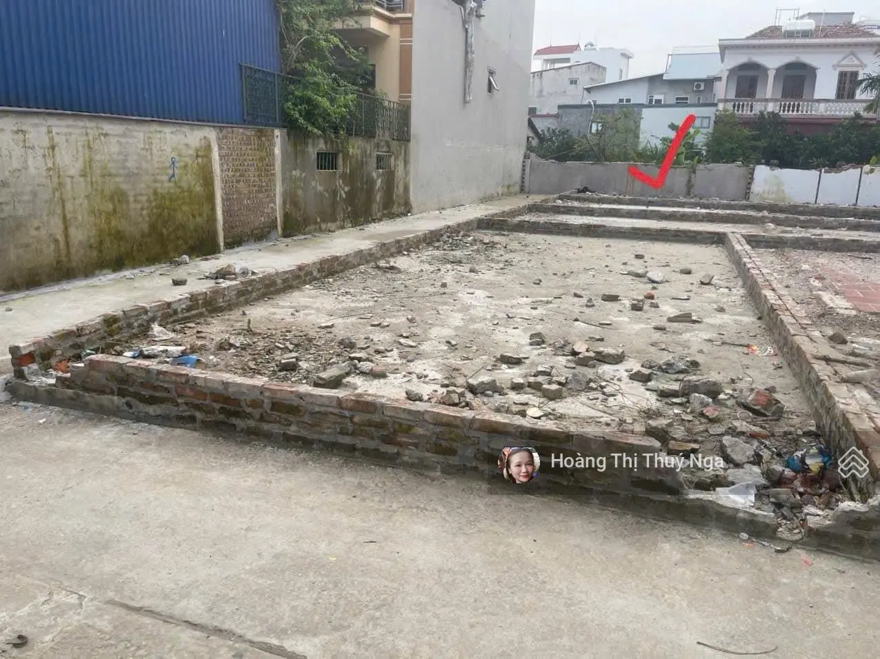 Giá bán trong 3 ngày - 45m Thôn 3 -Vạn Phúc - gần chợ - đường oto - chỉ nhỉnh 2tỉ