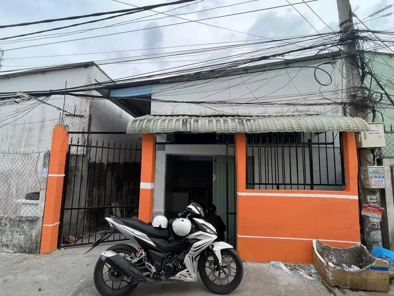 Bán dãy trọ 7 phòng, gần KCN Mỹ Phước, 190m2, cách UBND Thới Hòa 300m. Thu nhập 10tr/tháng