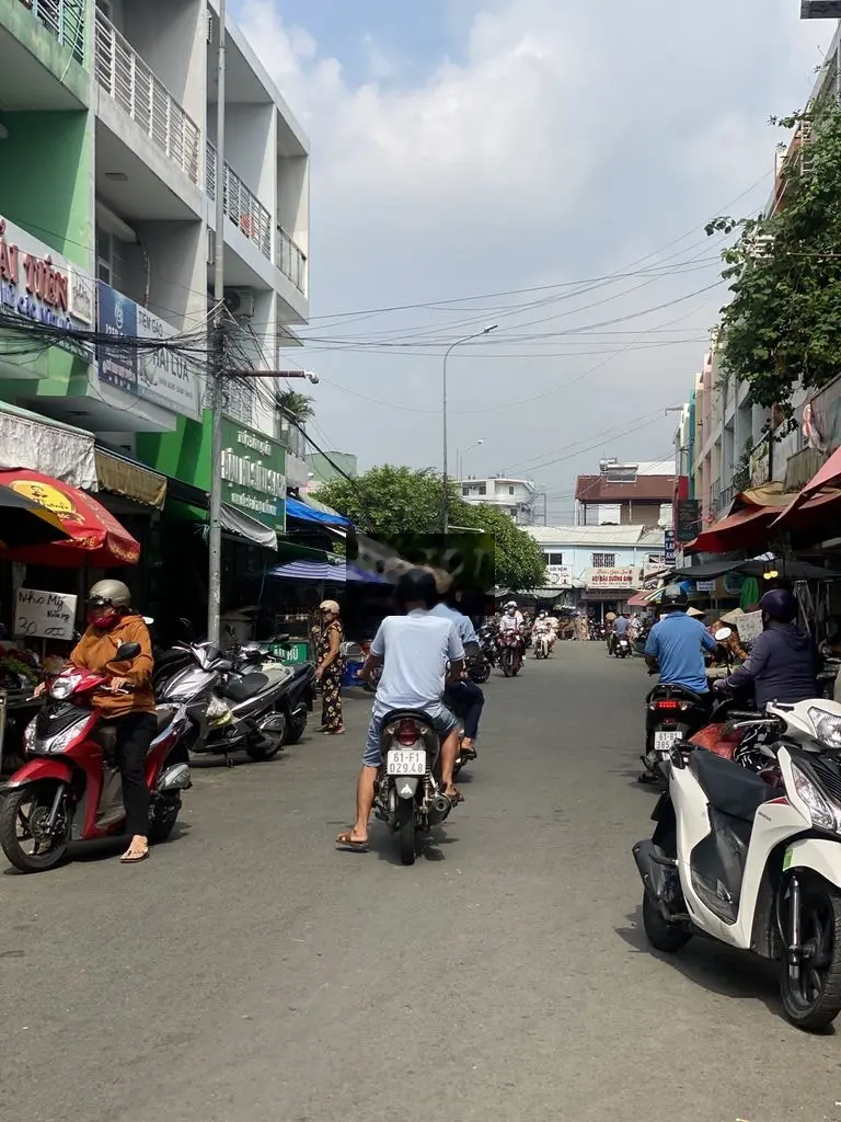 Bán nhà mặt tiền Chợ Đình, Thủ Dầu Một Giá 9ty