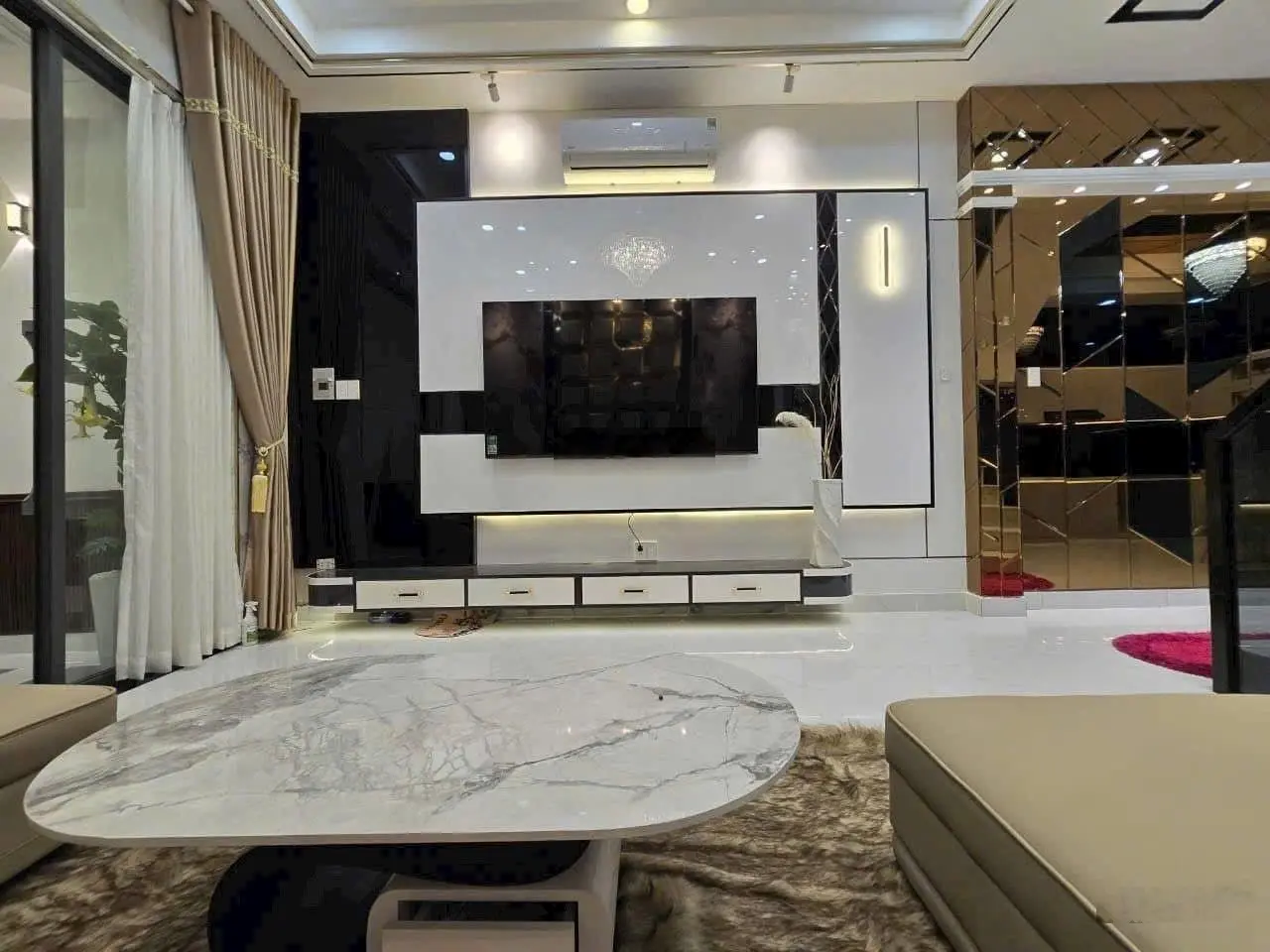 Nhà đẹp HXH ngủ trong nhà ngay đường Huỳnh Thị Đồng - TT Nhà Bè