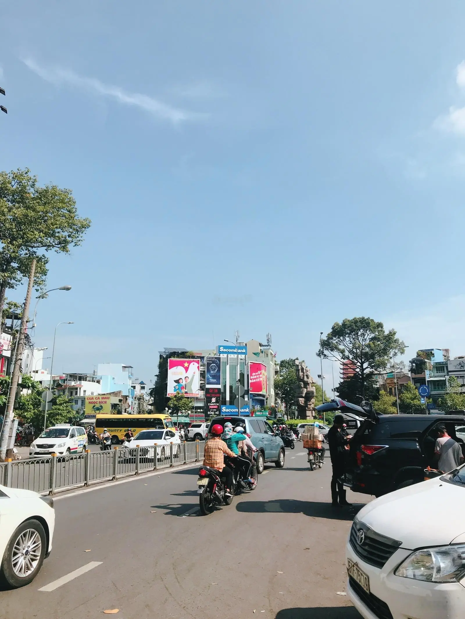 Bán căn góc 2 MT Trần Tuấn Khải, P. 5 - Trần Hưng Đạo (DT: 5x13m, 3 tầng) quận 5 - giá 23 tỷ