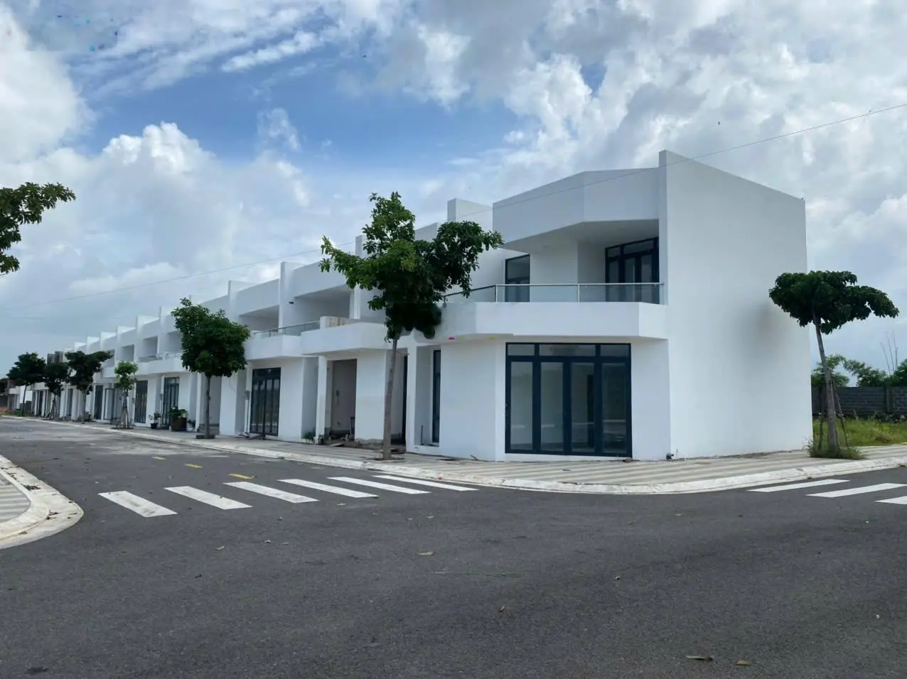 Cần tiền bán gấp đất Lan Anh 7 diện tích 171m2 full thổ cư sổ sẵn giá rẻ