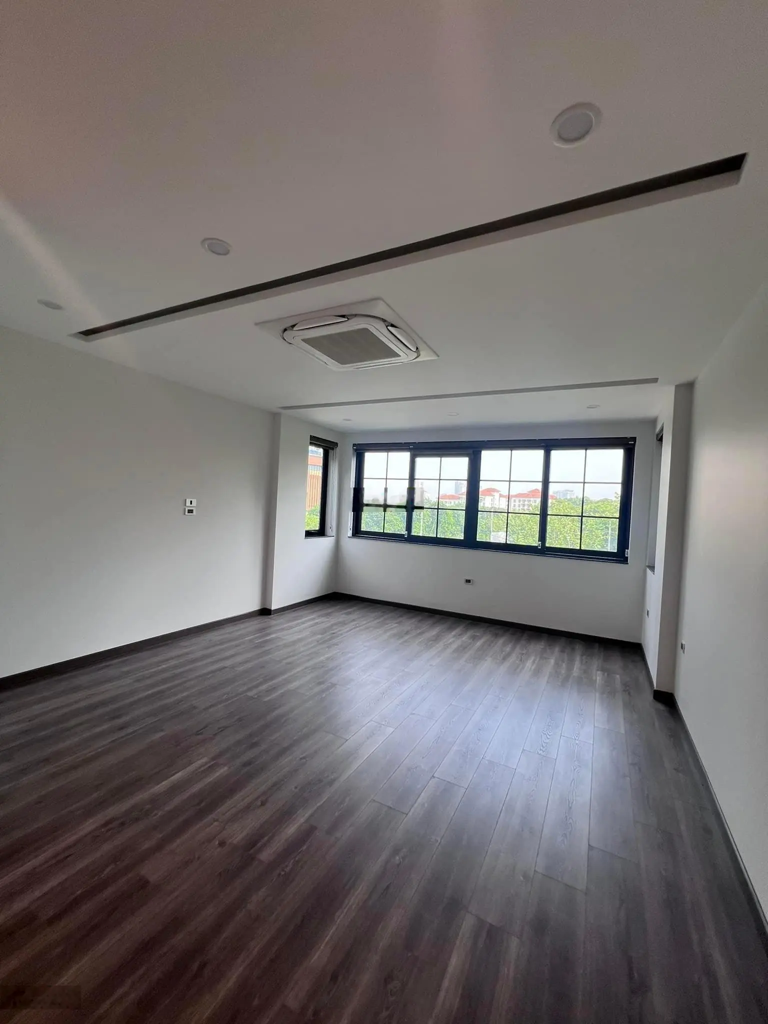 (vip) mặt phố tây hồ 50m2 - 7 tầng thang máy - lô góc - kinh doanh - sổ vuông nhà đẹp. chỉ 29 tỷ