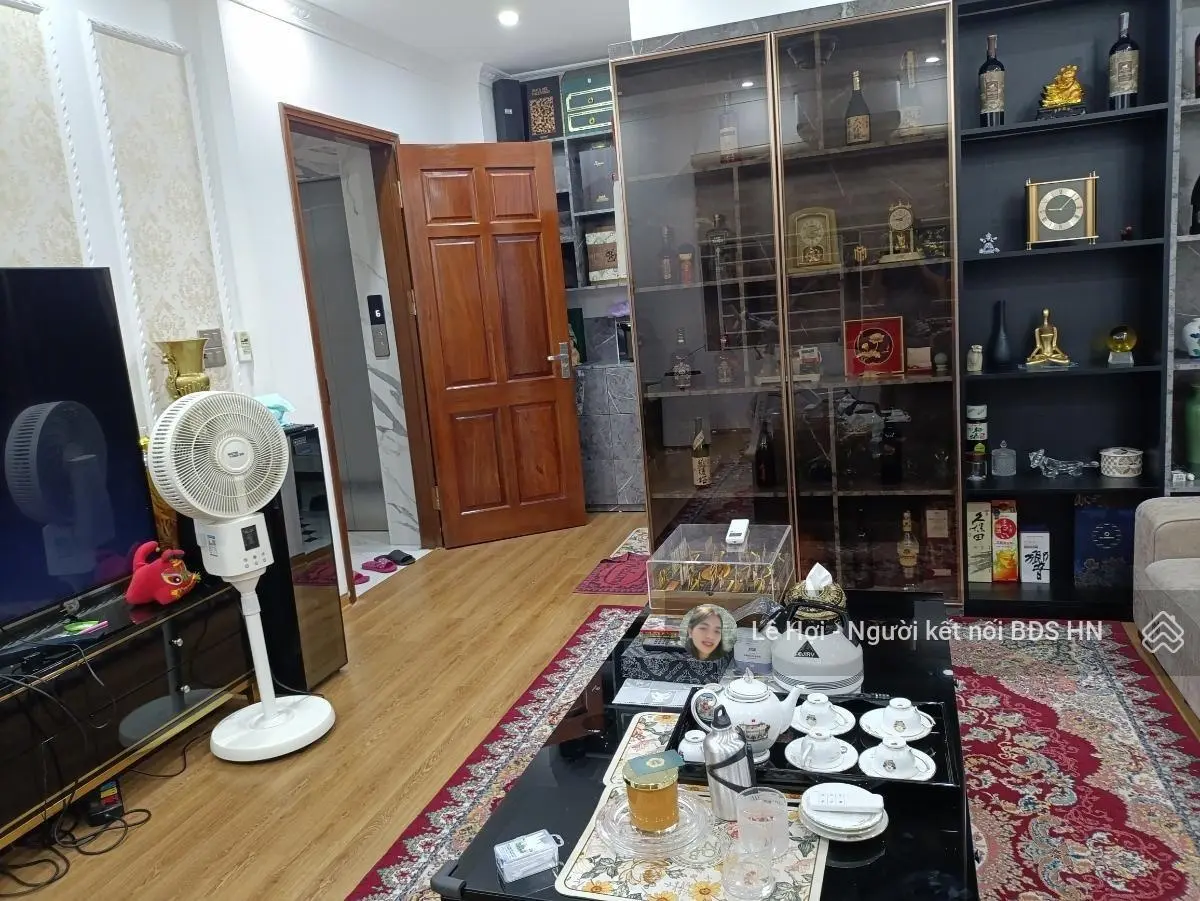 Chùa Bộc, phố vip Đống Đa, nhà dân xây 45m2, thiết kế 6 tầng thang máy, ngõ thông, gần phố.
