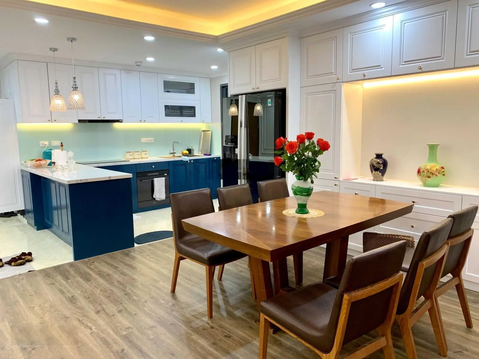 Chính chủ bán căn hộ 3PN DT 133m2 chung cư HH2 Bắc Hà, giá 6.5 tỷ, LH: 0932 392 ***