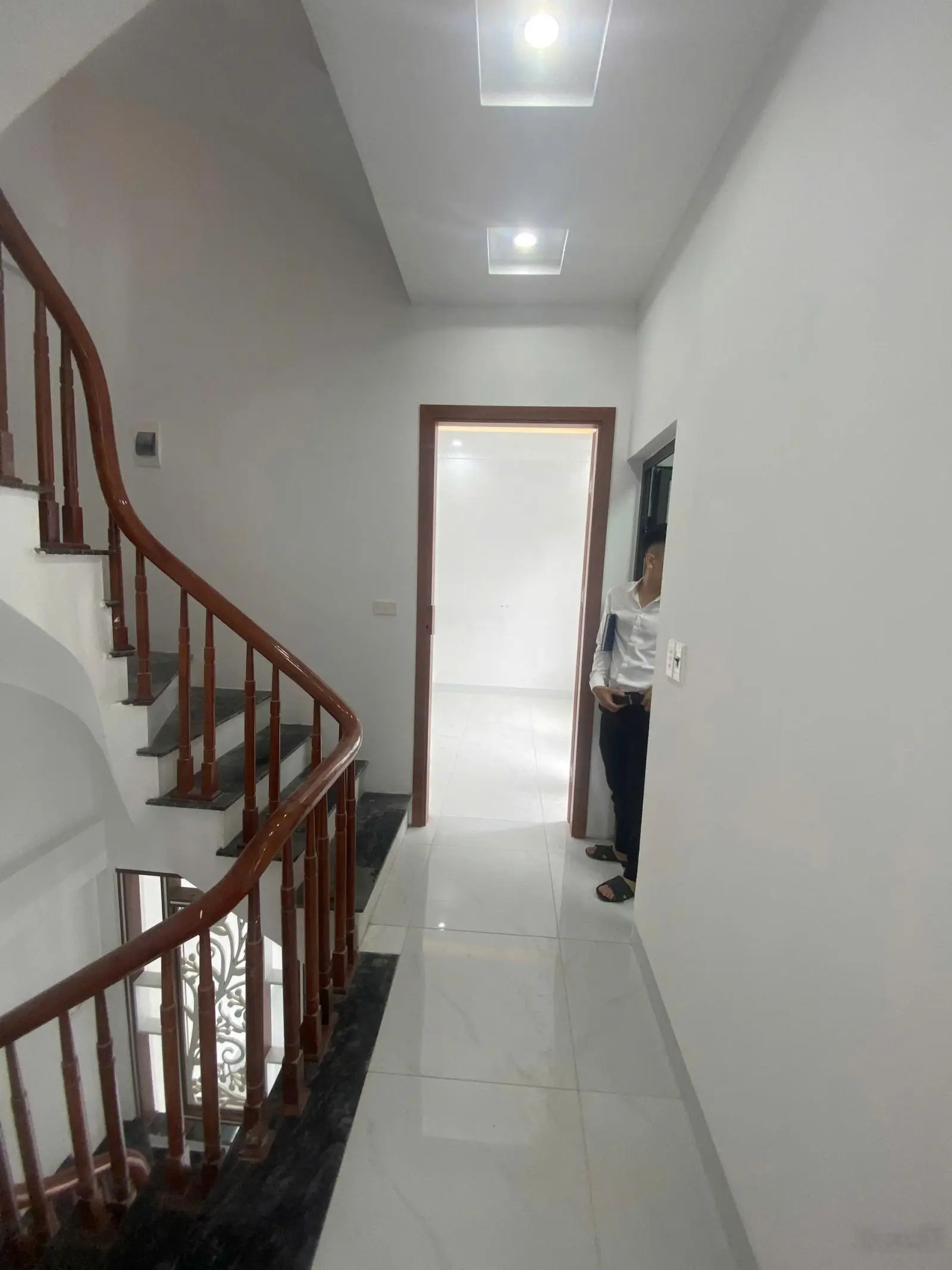 BÁN NHÀ YÊN NGHĨA 41M2.4 TẦNG.FULL NỘI THẤT, ĐẾN Ở LUÔN.VỊ TRÍ ĐẸP, Ô TÔ ĐỖ CỔNG.GIÁ CHỈ NHỈNH 3 TỶ