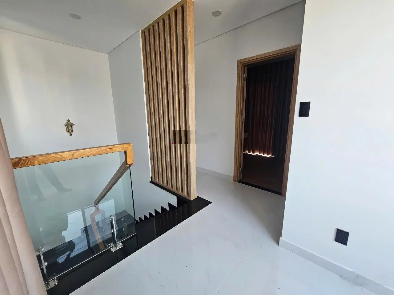 Bán nhà phố 2 lầu KĐT Waterpoint hoàn thiện full nội thất vào ở được ngay