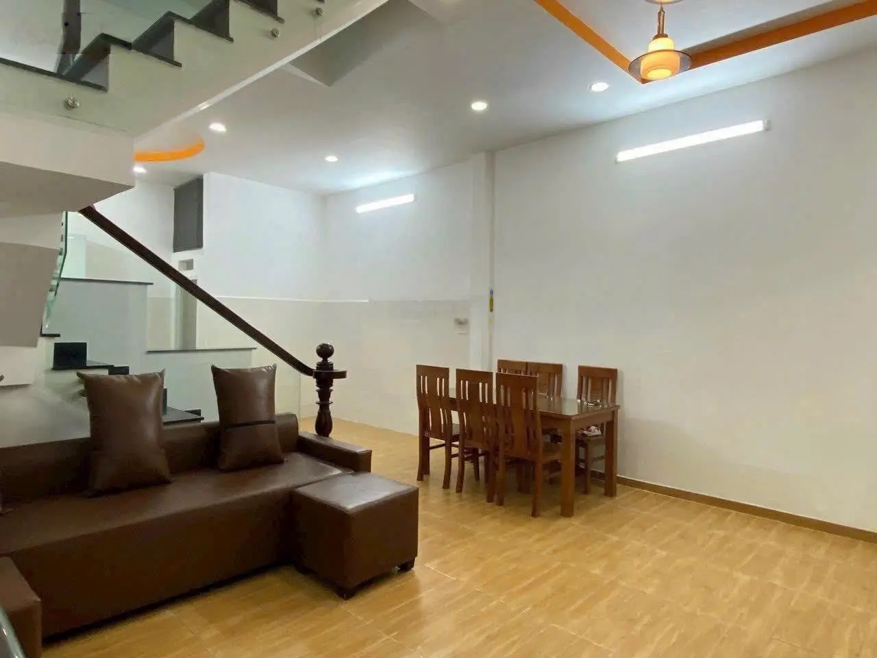 Anh Tâm bán nhanh nhà 29,9m2 Đ. Đội Cung, Q11, gần chùa Khánh Vân, SHR, LH 0764 820 *** Thu
