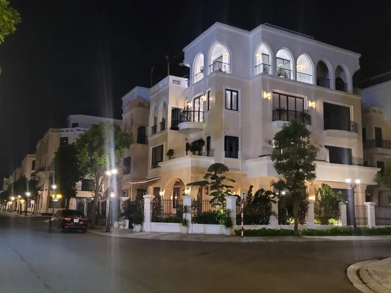 Bán Biệt thự Đảo Dừa 200m2 MT 7.5m, 13 tỷ, khu khép kín, an ninh 3 lớp, 5 tầng, Đông Nam, bể bơi