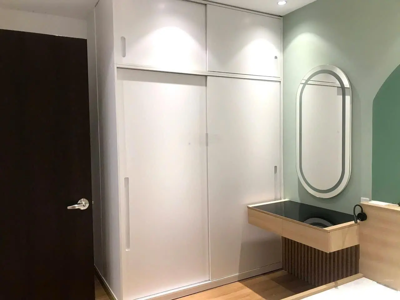 Bán gấp Ruby 2PN - 2WC(68m2) đã có sổ hồng, view nội khu chỉ 3 tỷ
