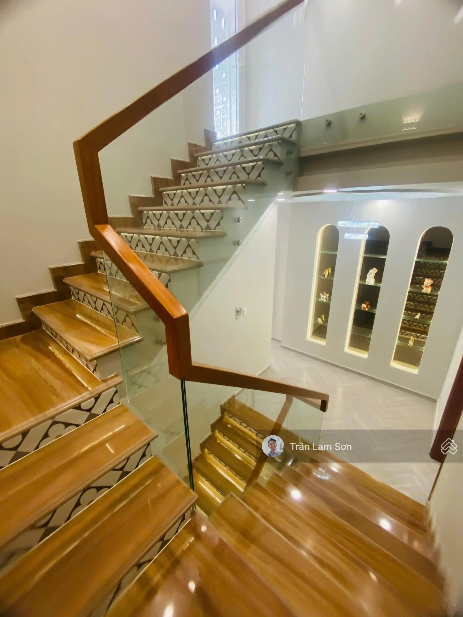 Bán nhà riêng 88m2 với Ngan 5m5, nhà 3 tầng 100% mới đẹp Chỉ 8,6 tỷ TL