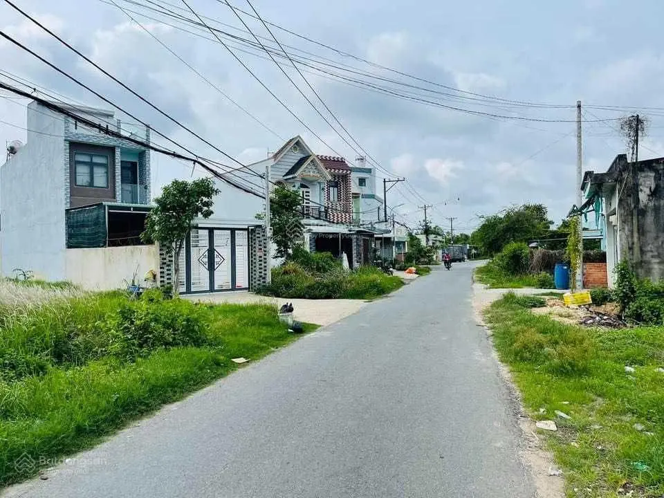 Chủ ngộp cần bán nhà và dãy nhà trọ