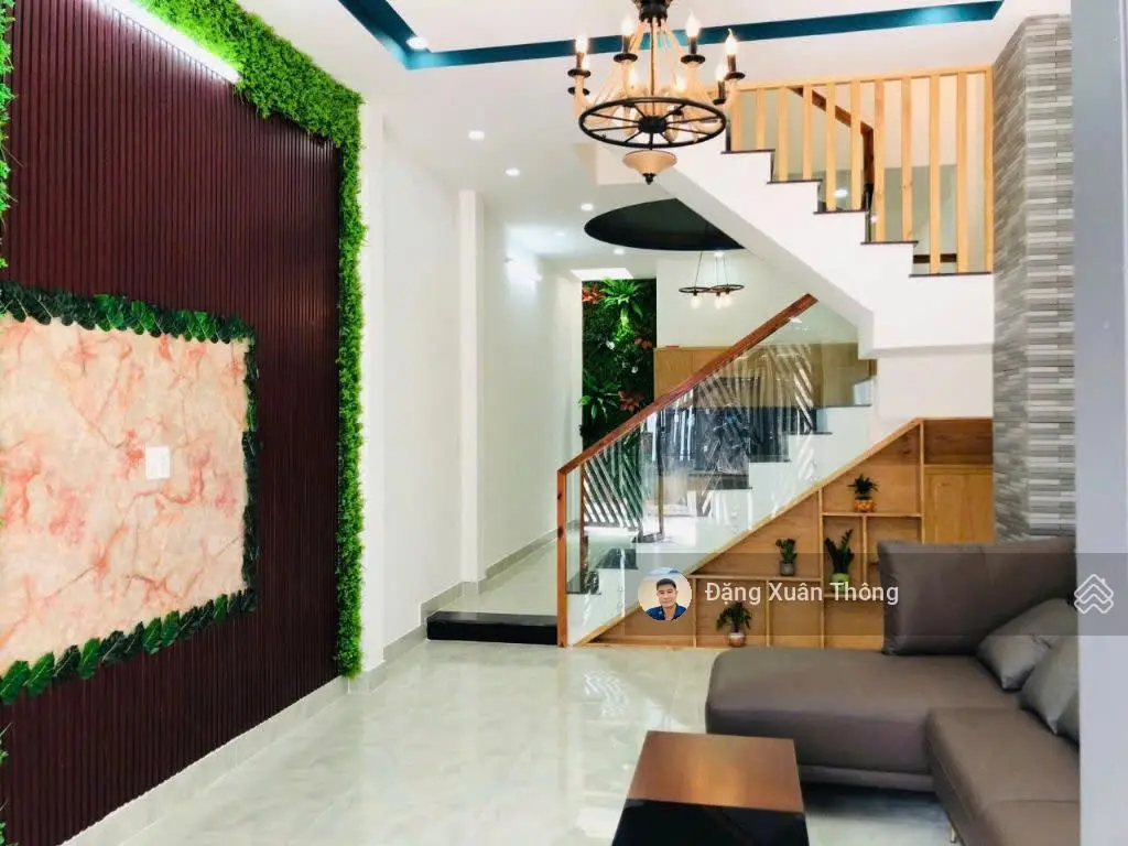 Bán nhà 1 trệt 3 lầu Lò Lu, Quận 9. Diện tích sử dụng 145m2, 4 PN 4WC, sân thượng, giá 5,27 tỷ TL