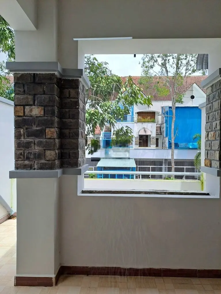 Nhà 1 trệt 2 lầu KDC Minh Châu Sóc Trăng