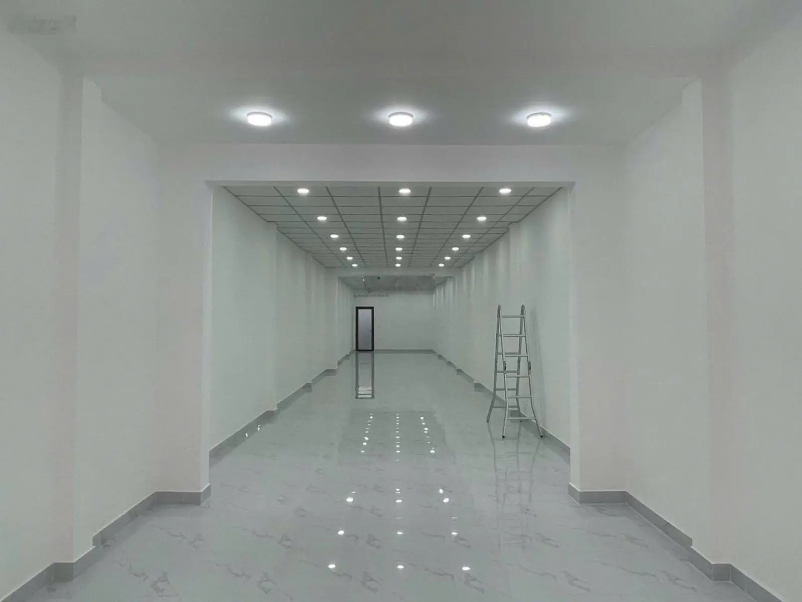 Bán nhà trả nợ 1 tỷ 450tr Nhà đườn chợ Bình Chánh, 96m2, Đường Trịnh Như Khuê
