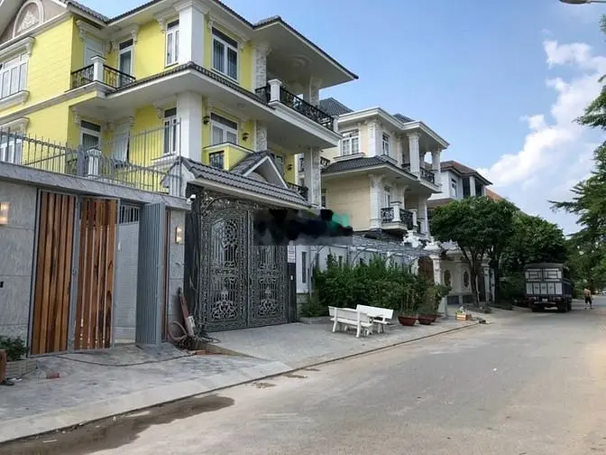 BÁN GẤP LÔ ĐẤT 10mx21m đường 12m Đặng Thùy Trâm, Bình Thạnh, giá rẻ