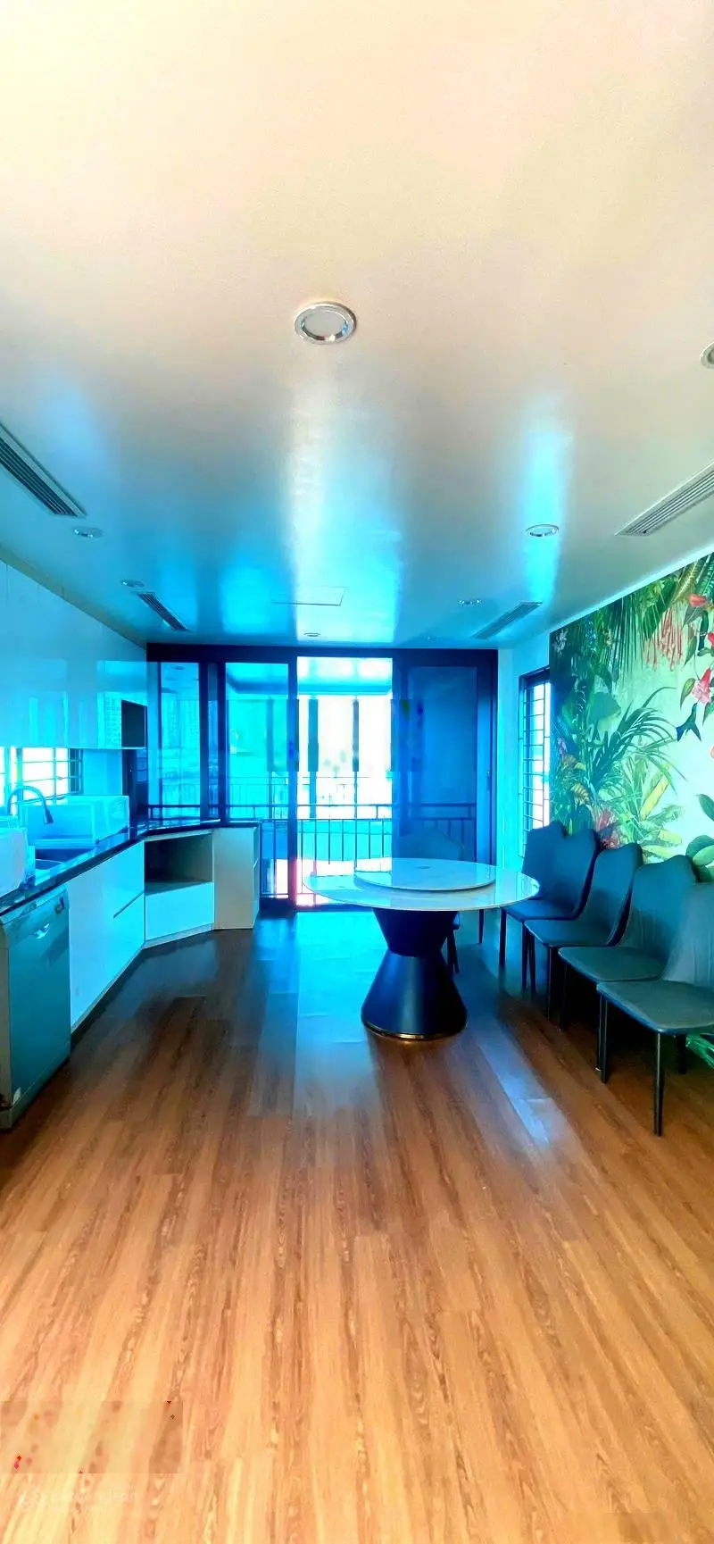 Bán gấp nhà 60m2 tại Đường Ngô Quyền, 14 tỷ, 6PN, 7T, pháp lý đầy đủ