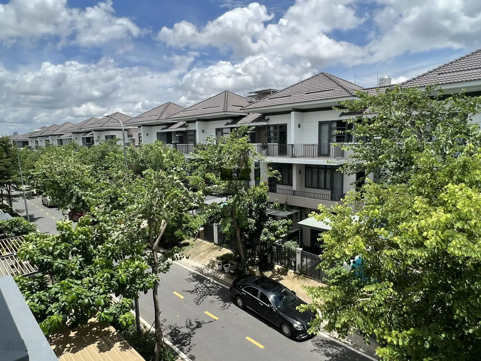 Bán biệt thự khu dân cư Lavila view sông, trệt - 2 lầu - áp mái, khu compound an ninh, giá 10 tỷ