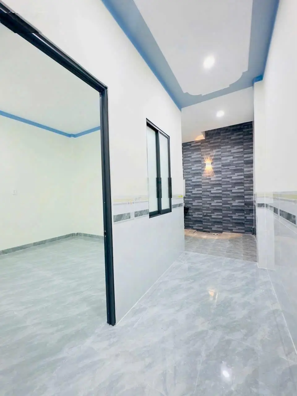 Em bán nhà gác lửng ngay UBND xã Bình Lợi cả nhà cả đất giá 1ty4 bao phí sang tên LH 0823312333