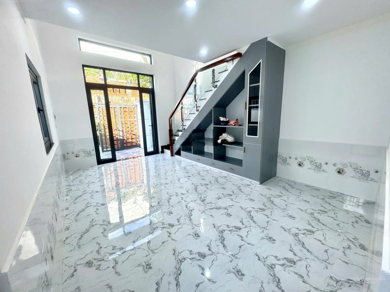 Chủ gởi bán nhà 1 trệt 1 lửng p.bửu long, 3pn, thổ cư 100%, 4,8x17=80m2, shr,huỳnh văn lũy vào 100m