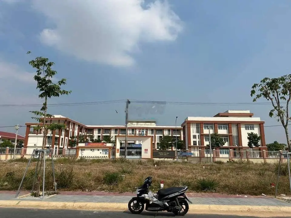 1 lô rẻ nhất tái định cư Đông Hòa C giáp bigC Dĩ An