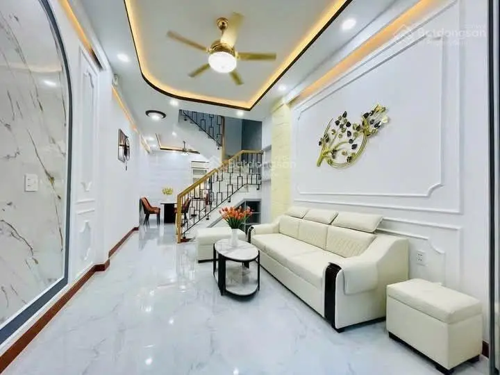 Hót! Phố Vũ Thạnh, ô tô đỗ cổng, gần mặt phố, mới full nội thất ở ngay, dt 46m2 * 5 tầng