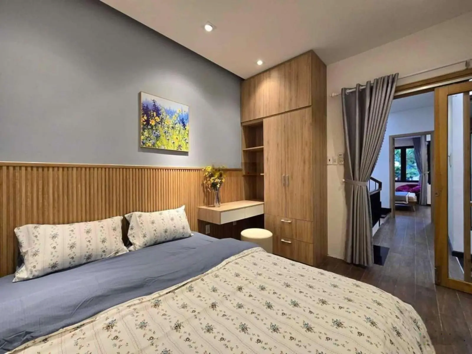 Bán nhà 3 tầng mới tinh cách biển Mỹ Khê chỉ 700m, Giá chỉ nhỉnh 5 tỷ