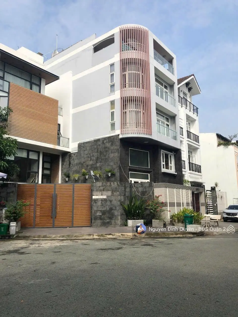 Biệt thự khu compound 280 lương định của -quận 2. dt: 166m2 - 3 tầng đẹp - 34.5 tỷ tl mạnh