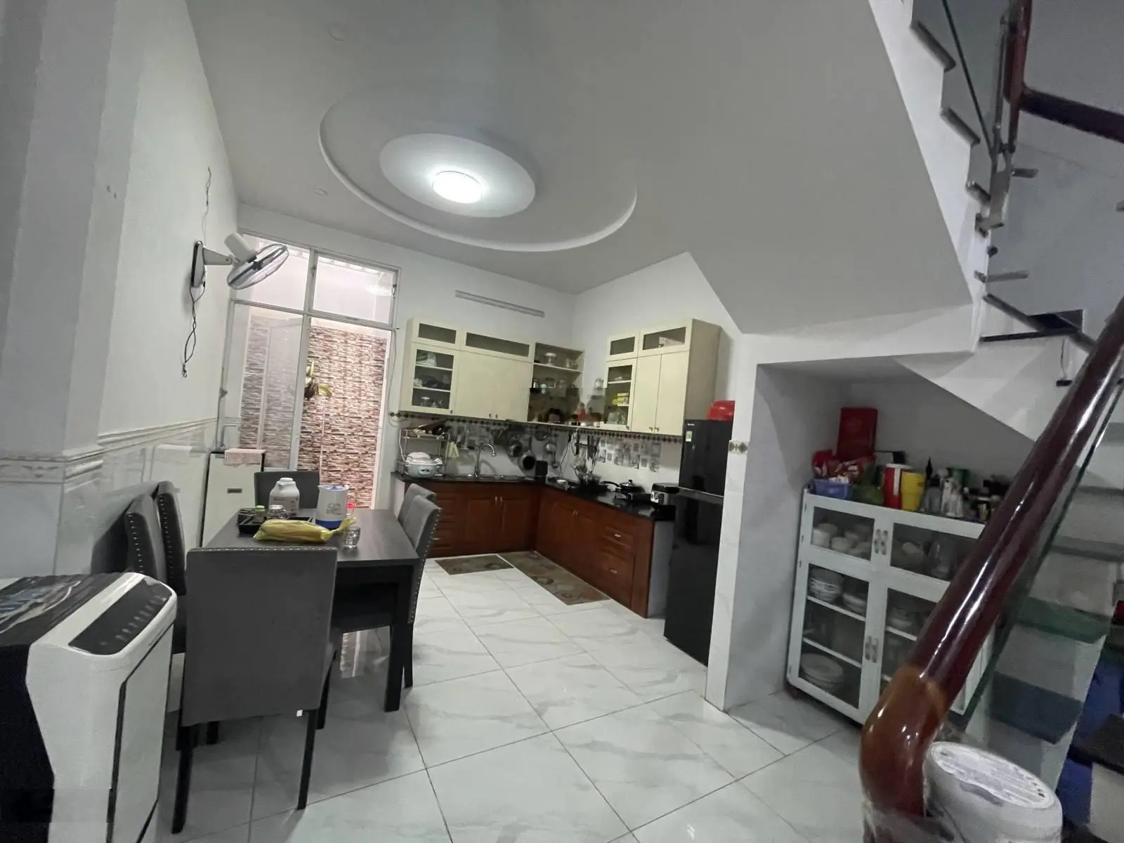 Nhà riêng sổ hồng 56m2, hẻm vào ô tô quay đầu, nhà 3 lầu, 4PN, 4WC