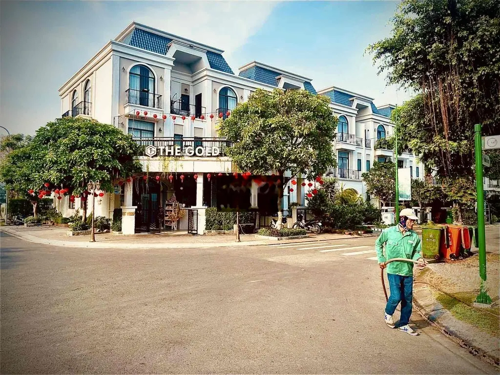 BÁN GẤP NHÀ HOÀN THIỆN VIEW CÔNG VIÊN ĐƯỜNG 36m KẾ BÊN SIÊU THỊ AEON
