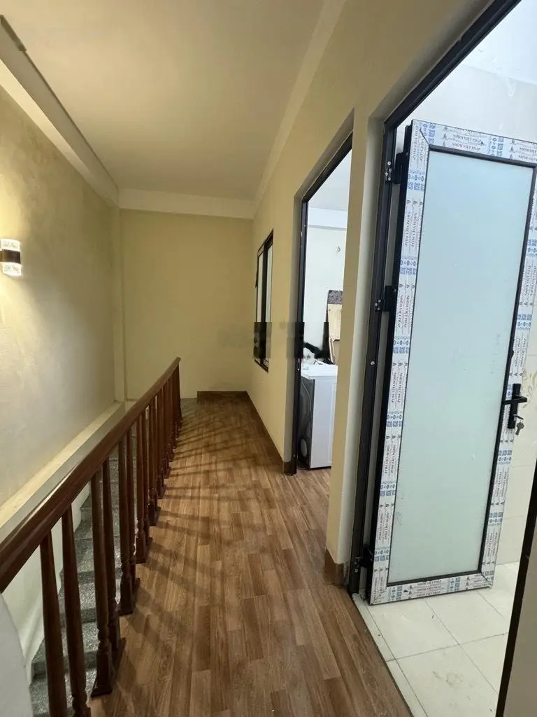 Bán nhà riêng đông mỹ đẹp dt 42m - đầy đủ nội thất gia rẻ -chỉ 3,8tỷ