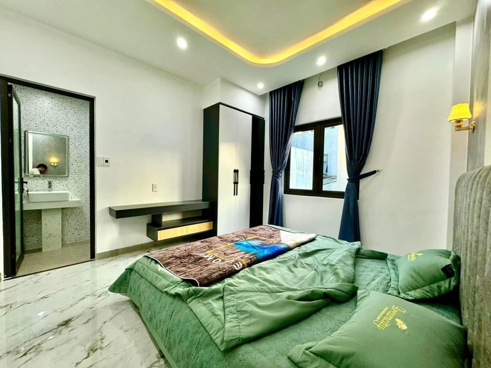 Bán nhà riêng tại Lý Thường Kiệt, 48 m2, giá cực chất, đẹp, nhiều tiện ích.Giá 2,1 tỷ
