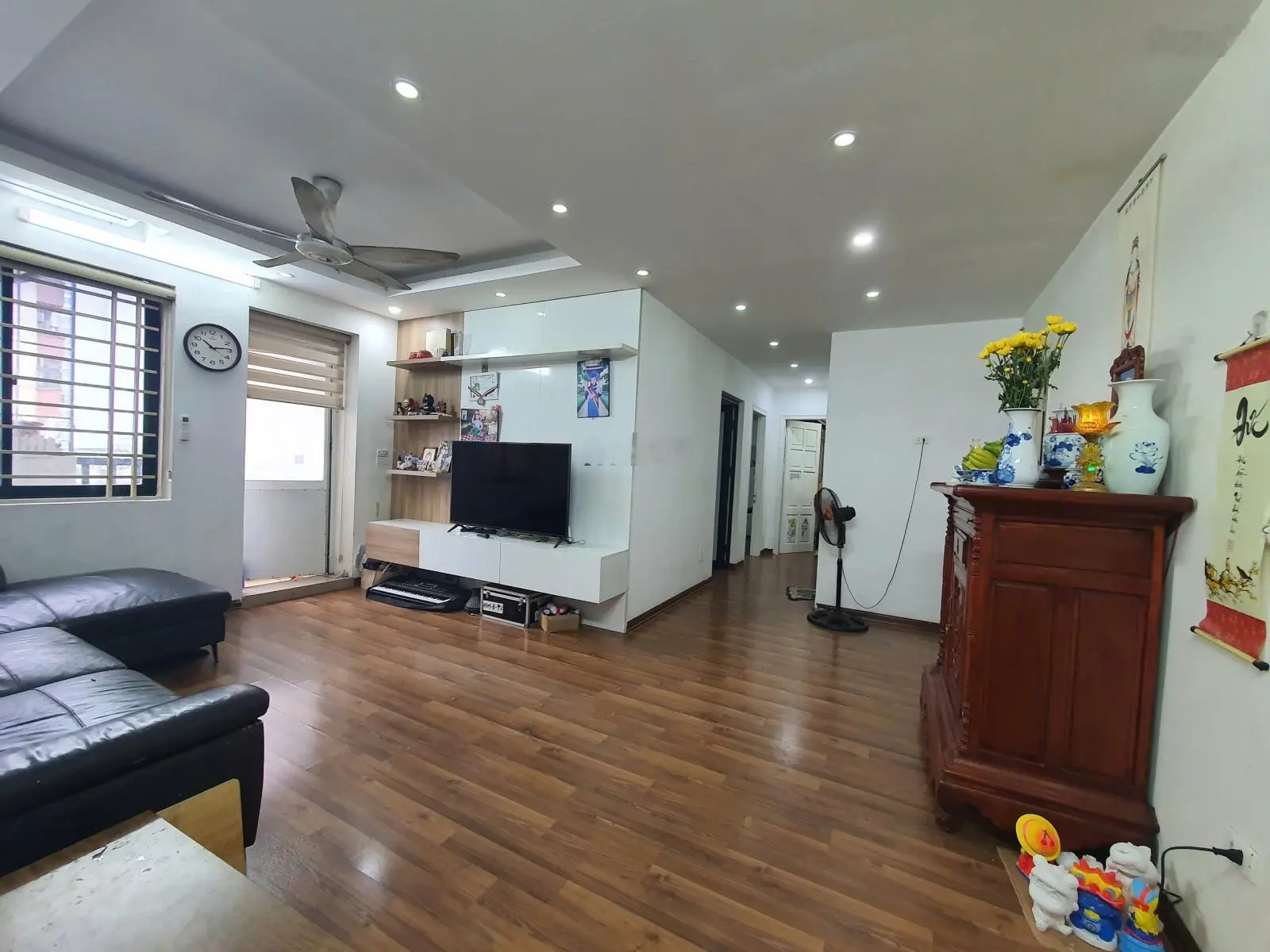 Bán căn hộ OCT3C khu đô thị Resco Cổ Nhuế 3 phòng ngủ căn góc tầng đẹp view công viên LH 0822 238 ***