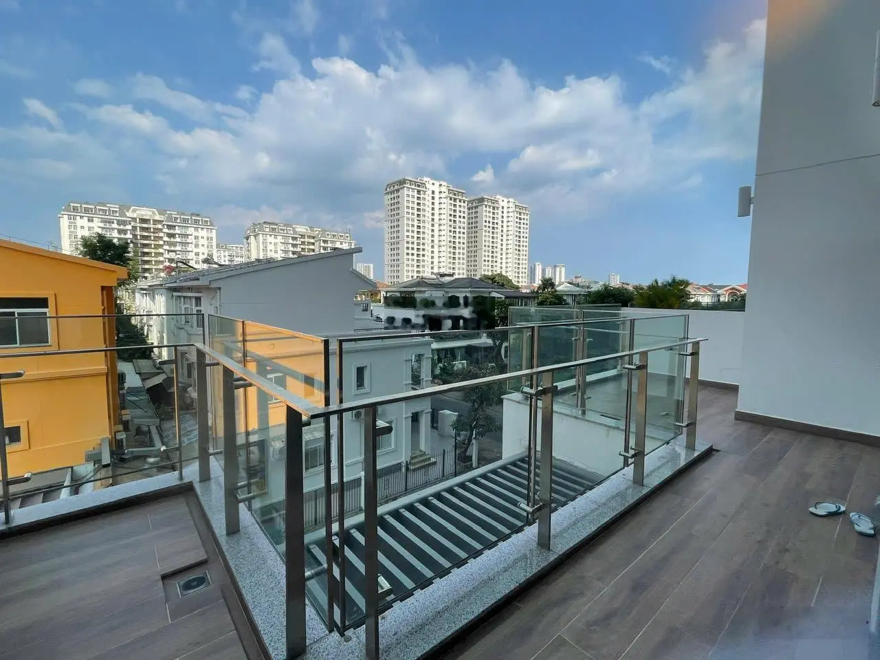 Bán duy nhất căn hộ 1PN, CH Ascentia, 69m2, giá chỉ 4.8 tỷ. Sân vườn rộng rãi. Full NT